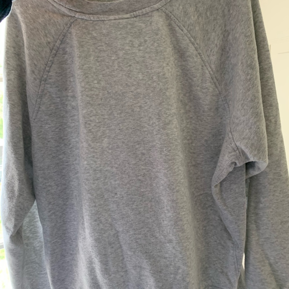 GREY CHAMPION CREW NECK - Picture 4 of 5